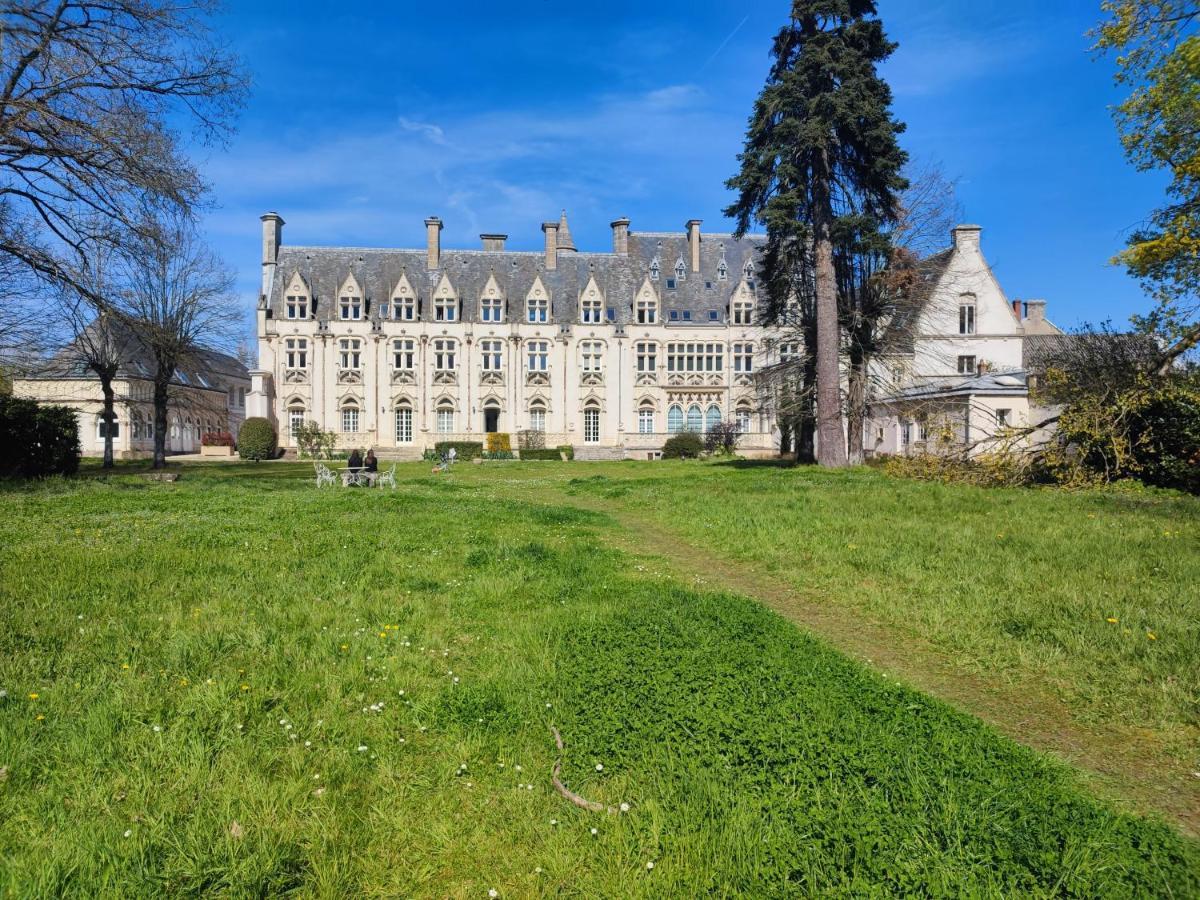 Appartement Chateau Des Montees Orléans Exterior foto